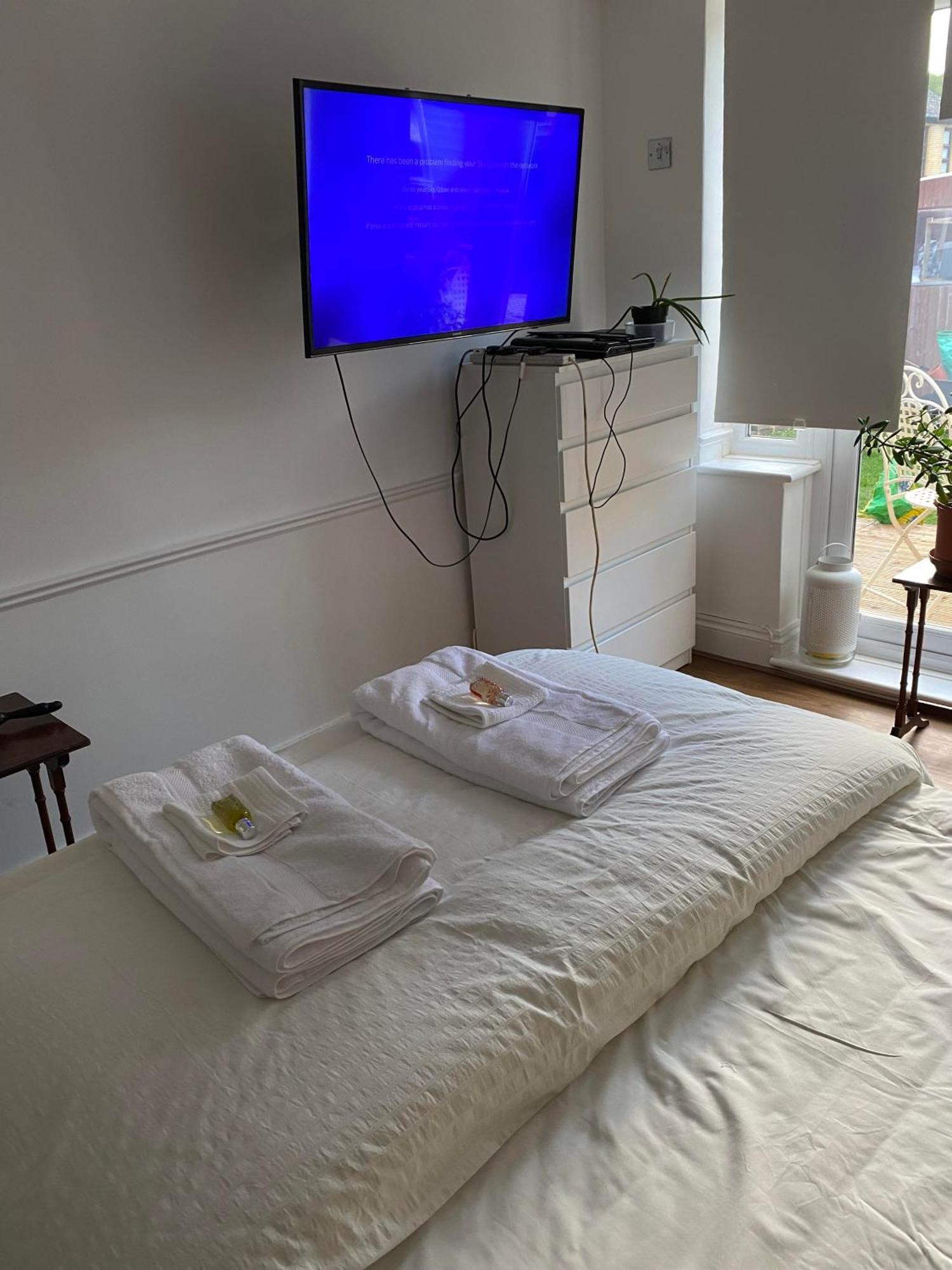 Pond Cottage Purley Luaran gambar